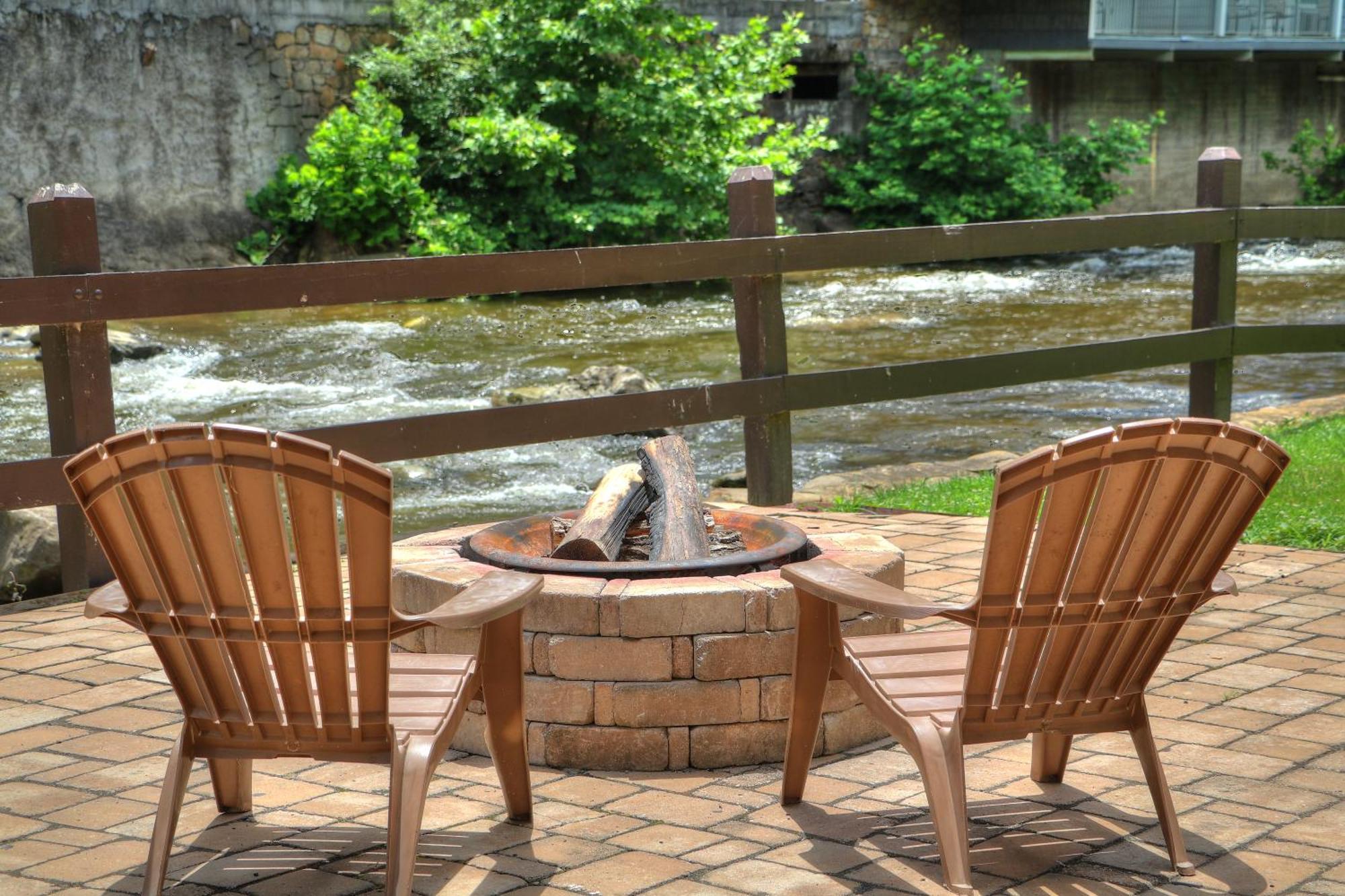 Gatlinburg River Inn Eksteriør bilde